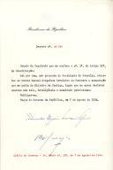 Decreto de exoneração, a pedido, do Dr. Manuel Gonçalves Cavaleiro de Ferreira do cargo de Ministro da Justiça.