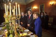 O Presidente da República e a Dra. Maria Cavaco Silva inauguram a Árvore de Natal do Palácio de Belém, com a presença de bombeiros e suas famílias provenientes de todo o país, a 3 de dezembro de 2009