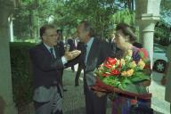 O Presidente da República, Jorge Sampaio, preside à Cerimónia de Descerramento do Busto do Conde de Barcelona, em Cascais, a 19 de setembro de 1997