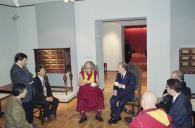 Encontro do Presidente da República, Jorge Sampaio, com Sua Santidade o Dalai Lama, no Museu de Arte Antiga, a 28 de novembro de 2001