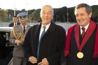 O Presidente da República Marcelo Rebelo de Sousa recebe, na qualidade de Presidente de Honorário da Sociedade de Geografia de Lisboa, entrega a Medalha de Honra da Sociedade ao Instituto Superior de Ciências Sociais e Políticas (ISCSP), a 19 de janeiro de 2017