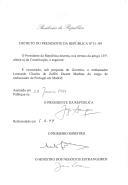 Decreto que exonera, sob proposta do Governo, o embaixador Leonardo Charles de Zaffiri Duarte Mathias do cargo de Embaixador de Portugal em Madrid [Espanha].