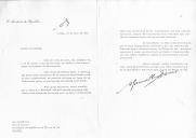 Carta do Presidente da República, Ramalho Eanes, dirigida ao Presidente de Estado da África do Sul, Marais Viljoen, por ocasião do Dia de Portugal, de Camões e das Comunidades Portuguesas no Estrangeiro, remetendo também oferta simbólica alusiva a Camões.