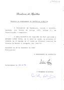 Decreto que revoga, por indulto, a pena acessória de expulsão do País aplicada a Eduardo Lopes Veiga, no Processo nº 1369/91 da 1ª Secção do 1º Juízo  do Tribunal Judicial da Comarca do Seixal. 