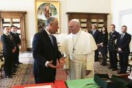 No segundo dia da sua primeira Visita Oficial o Presidente da República Marcelo Rebelo de Sousa é recebido, no Vaticano, pelo Papa Francisco, a 17 março 2016