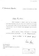 Carta do Presidente da República, Mário Soares, dirigida ao Presidente da República da Letónia, Guntis Ulmanis, agradecendo a "amável carta de felicitações" por ocasião da atribuição do Prémio Príncipe das Astúrias para a Cooperação Internacional.