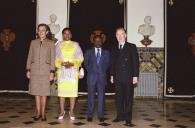 Visita oficial a Portugal do Presidente da República Gabonesa e Senhora de Omar Bongo, a 17 de dezembro de 2001