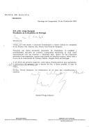 Carta do Presidente da Xunta de Galicia, Manuel Fraga Iribarne, endereçada ao Presidente da República de Portugal, Dr. Jorge Sampaio, convidando-o a visitar a Galiza, na companhia de D. Maria José Ritta, na Primavera do ano de 2003, em maio, se possível. 