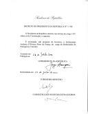 Decreto que exonera, sob proposta do Governo, o Embaixador António d´Oliveira Pinto da França do cargo de Embaixador de Portugal no Vaticano.