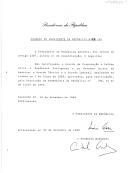 Decreto de ratificação do Acordo de Cooperação e Defesa entre a República Portuguesa e os Estados Unidos da América, do Acordo Técnico e do Acordo Laboral, aprovado, por Resolução da Assembleia da República, em 21 de junho de 1995. 