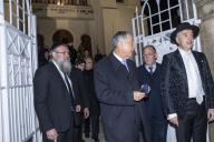 O Presidente da República Marcelo Rebelo de Sousa visita a Sinagoga do Porto, onde assiste à celebração do Cabalat Shabat, após a qual usou da palavra, a 11 de janeiro de 2019