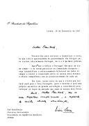 Carta do Presidente da República, Mário Soares, dirigida ao Presidente da República Helénica, Christos Sartzetakis, formalizando convite para visitar oficialmente Portugal, de 6 a 9 de maio de 1987.