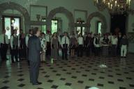 O Presidente da República, Jorge Sampaio, recebe o Coro da Universidade de Brown, a 31 de maio de 1996