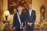 O Presidente da República, Aníbal Cavaco Silva, condecora o Embaixador de Itália em Portugal, Renato Varriale, com a Grã-Cruz da Ordem do Infante D. Henrique, no termo das suas funções, a 3 de setembro de 2015