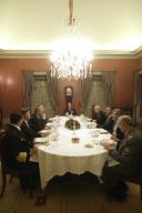 O Presidente da República, Aníbal Cavaco Silva, oferece jantar em honra do Chefe do Estado-Maior General das Forças Armadas cessante, Almirante José Manuel Mendes Cabeçadas, a 4 de dezembro de 2006