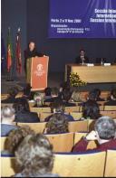O Presidente da República, Jorge Sampaio, preside à Cerimónia de Abertura da 38.ª Sessão Internacional do Parlamento Europeu dos Jovens, no Auditório da Faculdade de Engenharia do Porto, a 5 de novembro de 2001