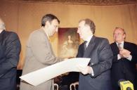 Deslocação do Presidente da República, Jorge Sampaio, ao Palácio Nacional de Queluz, onde preside à Cerimónia de Entrega do Prémio Pessoa 1999 a Manuel Alegre e a José Manuel Rodrigues, a 28 de março de 2000