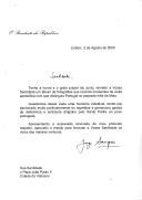 Carta do Presidente da República, Jorge Sampaio, dirigida a Sua Santidade o Papa João Paulo II remetendo um álbum de fotografias relativo à visita apostólica do Santo Padre a Portugal, em maio de 2000.