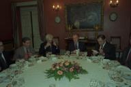 Almoço oferecido pelo Presidente da República, Jorge Sampaio, a um grupo de banqueiros para ajudar Timor-Leste, a 4 de junho de 1999