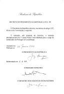 Decreto que nomeia, sob proposta do Governo, o ministro plenipotenciário de 1.ª classe Paulo Couto Barbosa para o cargo de Embaixador de Portugal no Luxemburgo.