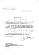 Carta do Presidente da República, Jorge Sampaio, endereçada ao Presidente da República da Nicarágua, Arnoldo Alemán Lacayo, agradecendo mensagem de felicitações que lhe dirigiu por ocasião da sua reeleição como chefe de Estado de Portugal e assegurando que durante o seu segundo mandato "continuarão a desenvolver-se excelentes laços de amizade e cooperação" entre os 2 países.