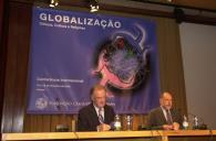 O Presidente da República, Jorge Sampaio, preside à Sessão de Abertura da Conferência Internacional "Globalização, Ciência, Cultura e Religiões", na Fundação Calouste Gulbenkian, a 15 de outubro de 2002